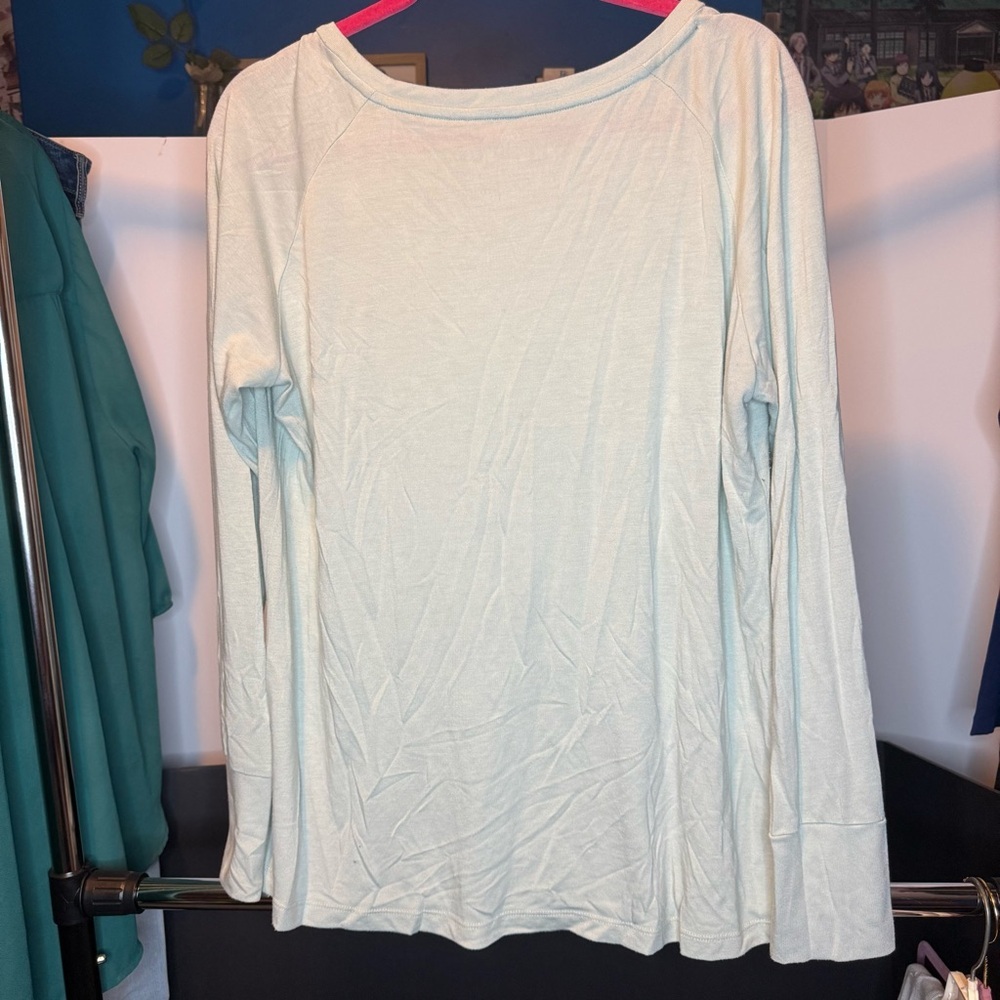 Free Fly Apparel size XL Women's Soft Glacier Long Sleeve Tee with Thumb Cut Out - Picture 8 of 8